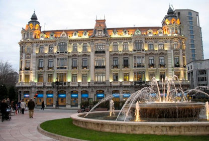 Plaza de la Escandalera,  Овьедо, Испания